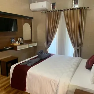 Tirtasuci House Мини-отель